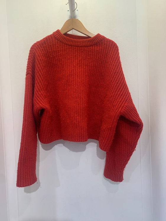 Billede af rød strik sweater