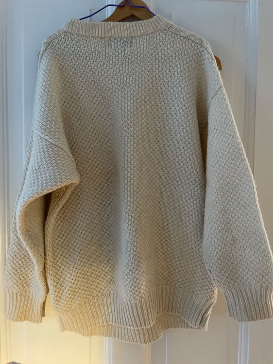 Billede af Shetlands uld strikketrøje