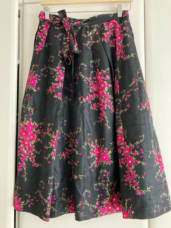 Billede af Tailormade silk skirt - 70s style