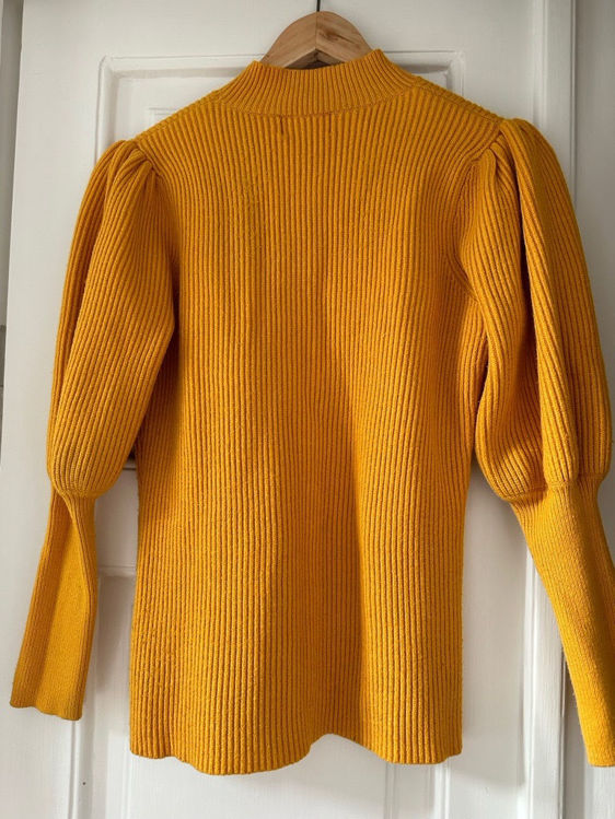 Billede af Yellow sweater