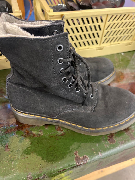 Billede af Dr. Martens forede støvler 