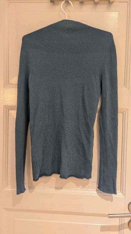 Billede af Teal Wool Uniqlo sweater 