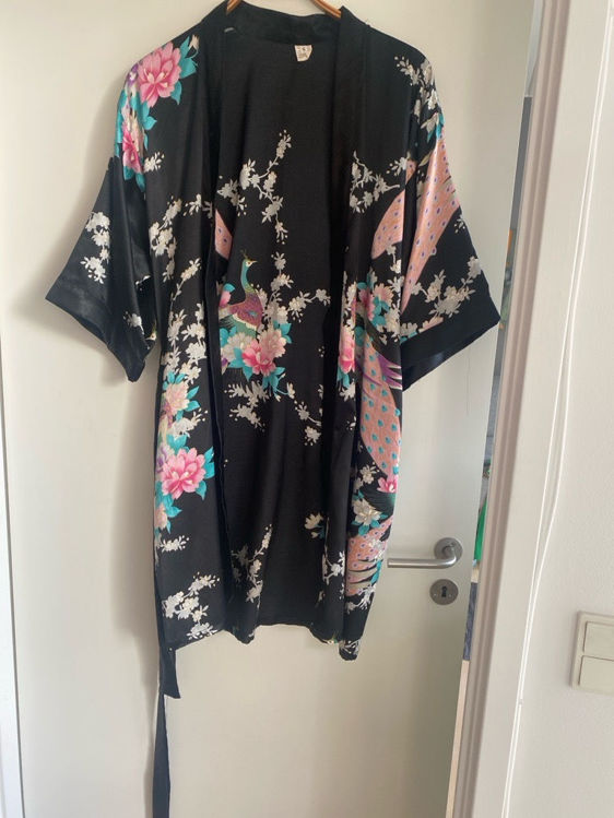 Billede af Kimono, sort bund med blomster