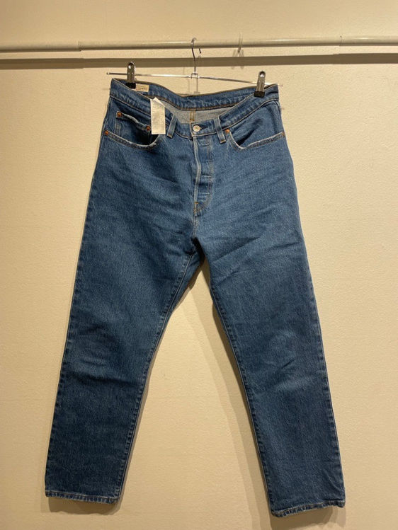 Billede af Blå Levi’s jeans