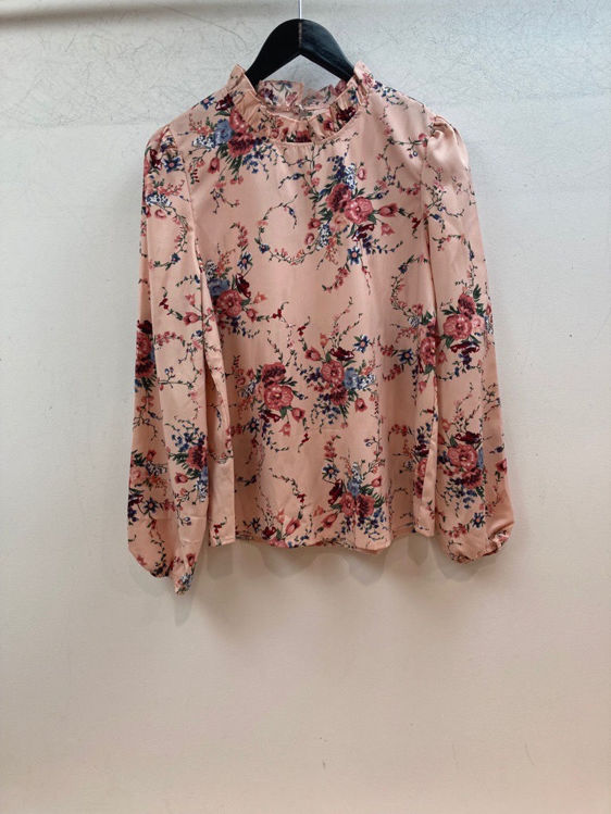 Billede af  Ny blomstret bluse