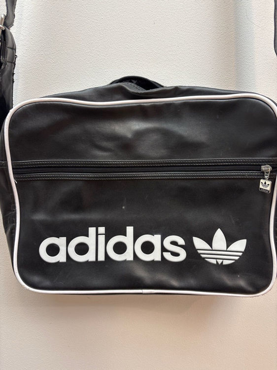 Billede af Adidas crossbody 20 år gl.