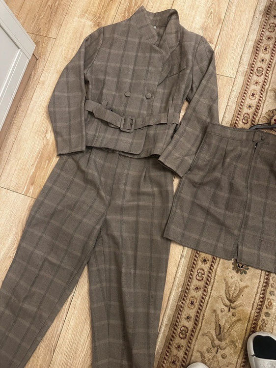 Billede af Sæt 3del brun blazer, bukser med nederdel