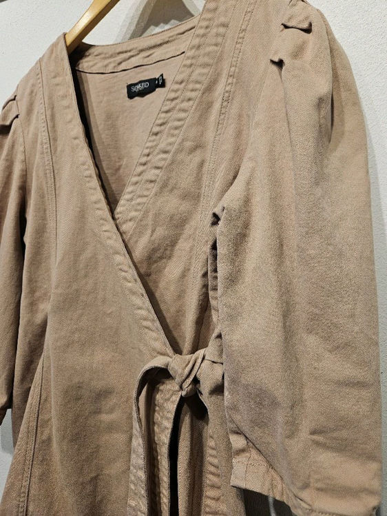 Billede af Soaked in Luxury fin slå om denim kjole