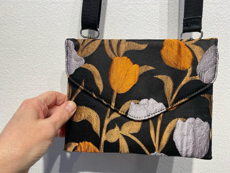 Billede af HVISK blomstret taske som ny