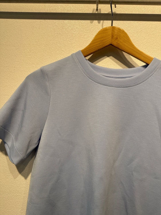 Billede af Lyseblå t-shirt 
