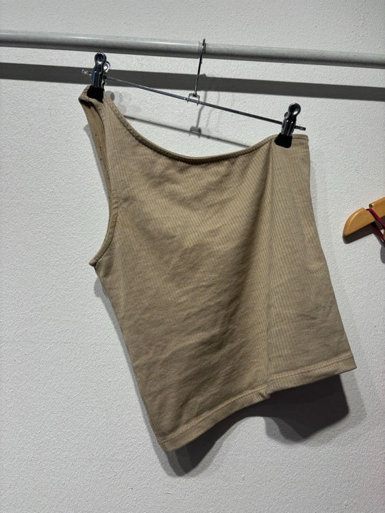 Billede af One sleeve tank
