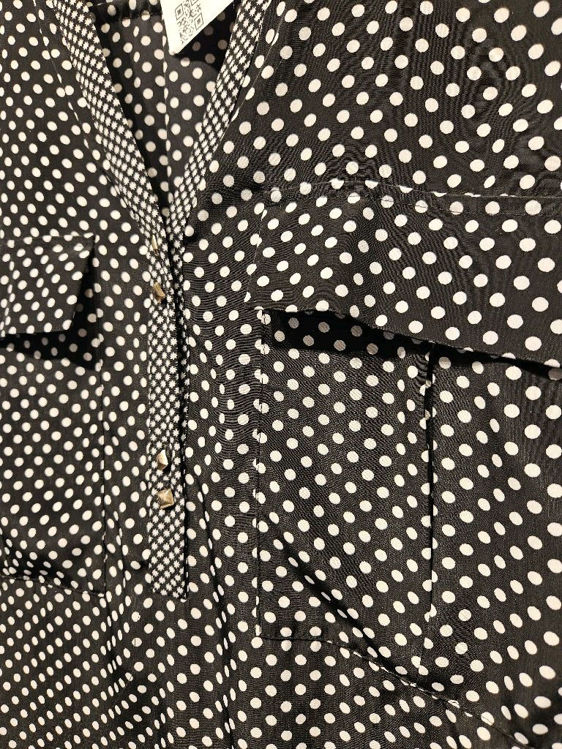 Billede af Zara,fin skjorte m.polka dots