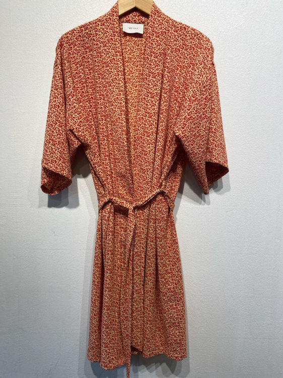 Billede af Neo Noir blomstret kimono som ny
